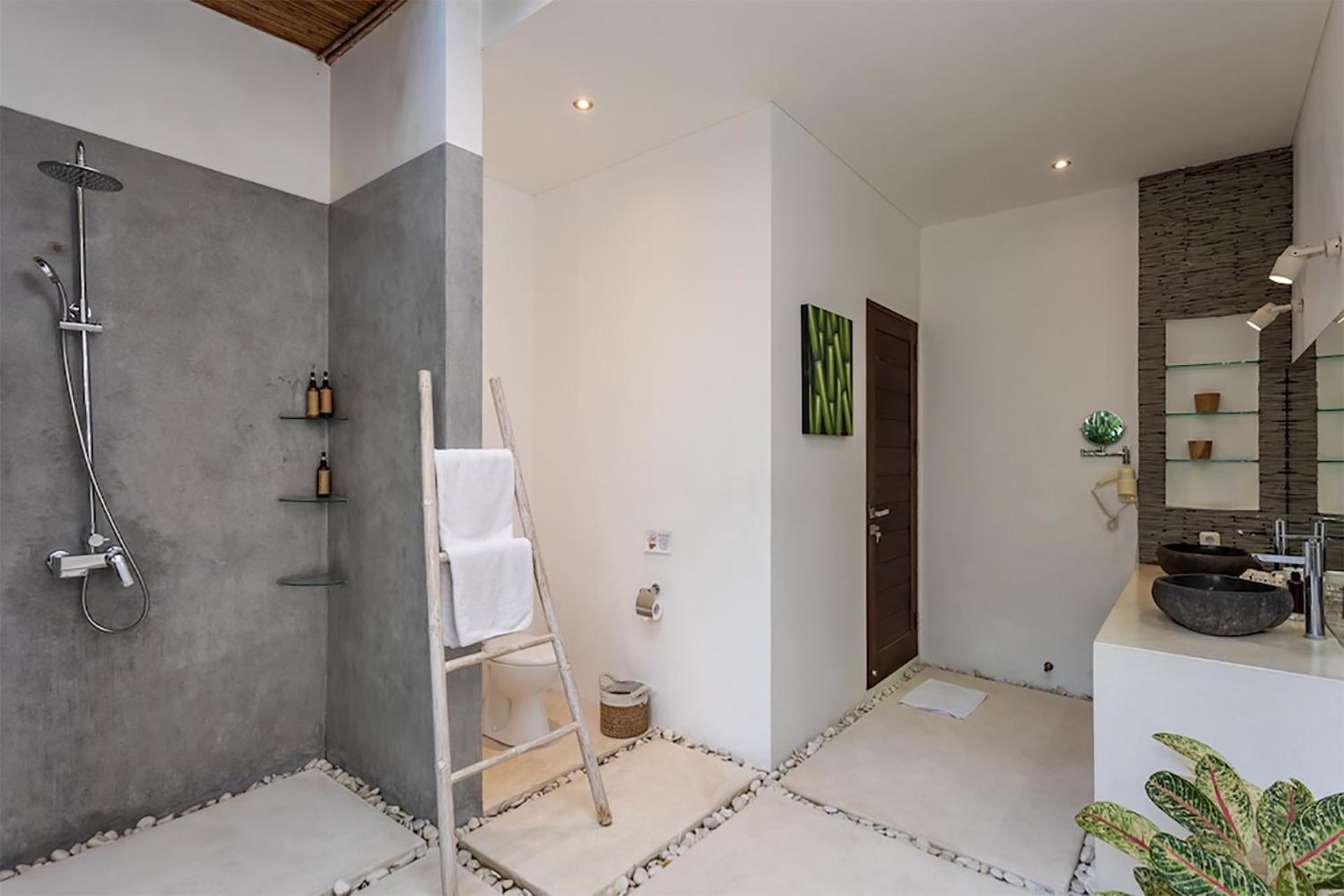 Villa Lotus By Optimum Bali Villas Семиняк Екстериор снимка