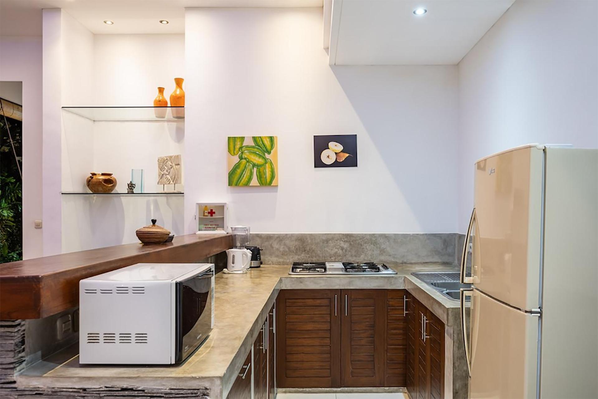 Villa Lotus By Optimum Bali Villas Семиняк Екстериор снимка
