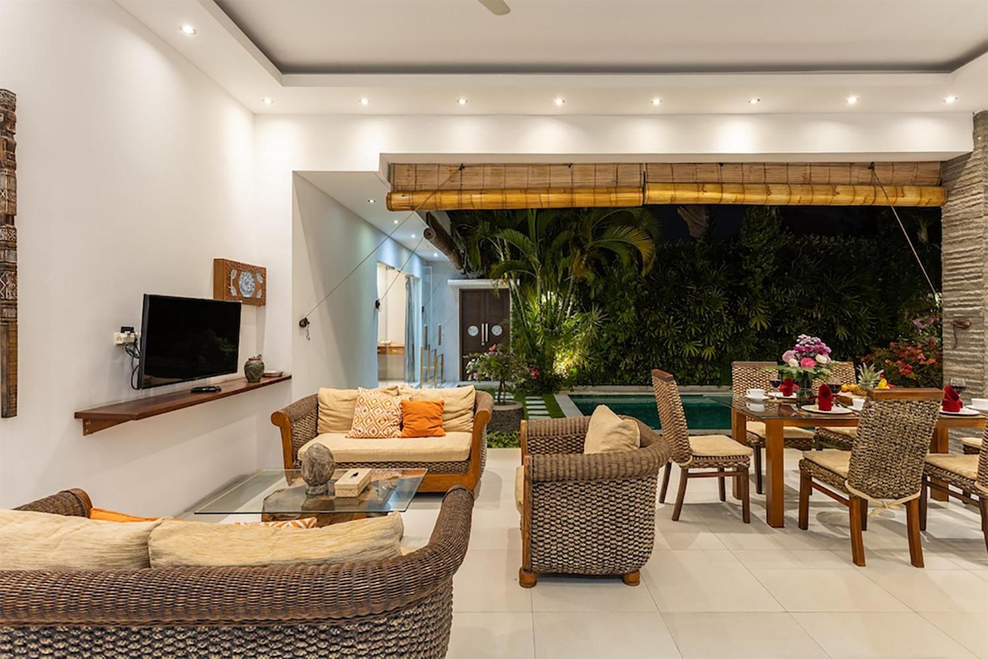 Villa Lotus By Optimum Bali Villas Семиняк Екстериор снимка